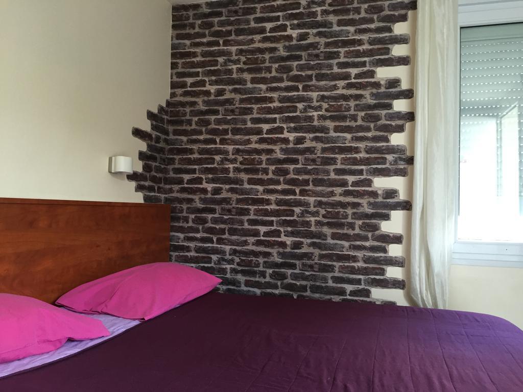 Fasthotel Nimes เกสซาร์กส์ ภายนอก รูปภาพ